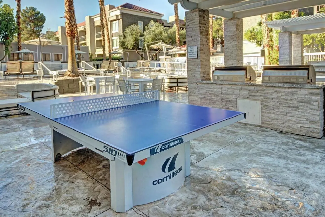 Beautiful Hotel In Desert Rose Resort - 2Bd Sleeps Las Vegas 0*,  United States